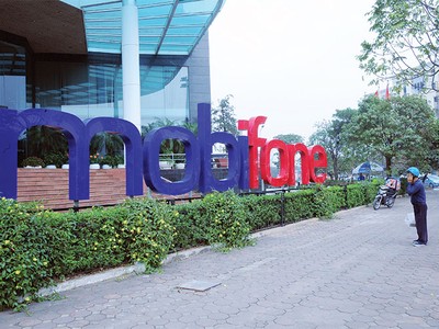 Doanh nghiệp không “bật sáng”: Cổ phiếu còn xa mới… bán được