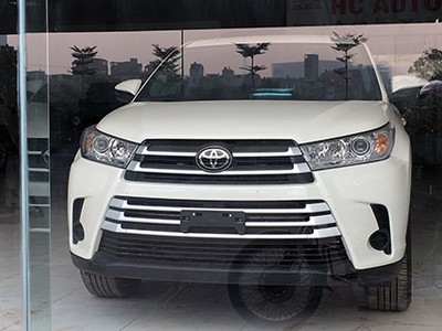 Toyota Highlander 2017 đầu tiên về Hà Nội. Ảnh: Lương Dũng