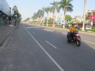 Đường phố Đà Nắng sáng đầu năm thoáng đãng