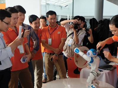 Giới trẻ Việt Nam hôm nay quan tâm hơn đến công nghệ thông tin, ẩm thực, du lịch... và từ những ý tưởng này có thể khơi nguồn cho hàng ngàn, hàng vạn ý tưởng kinh doanh