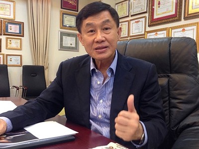 Tỷ phú Johnathan Hạnh Nguyễn nhảy vào cuộc đua mở rộng sân bay Tân Sơn Nhất