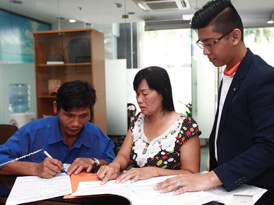 Nhiều ý kiến cho rằng, hợp đồng bảo hiểm nhân thọ nên ngắn gọn và dễ hiểu hơn