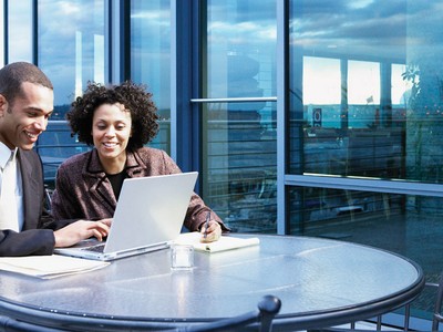 Nhu cầu nhân sự giỏi trong lĩnh vực tài chính, kế toán, công nghệ thông tin, tư vấn và quản lý dự án ở mức cao