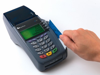 Phổ cập tài chính: Phát triển tiên phong dịch vụ thanh toán