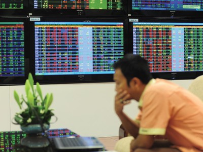 Giá trị cổ phiếu trên thị trường luôn là một thước đo thành công của doanh nghiệp, cũng như lãnh đạo doanh nghiệp