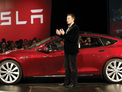 Ngành công nghiệp ô tô phải thay đổi khái niệm khi Tesla ra đời
