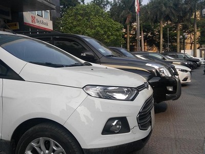 Giấc mơ ô tô giá rẻ của người Việt khó thành hiện thực. Ảnh: L.Bằng