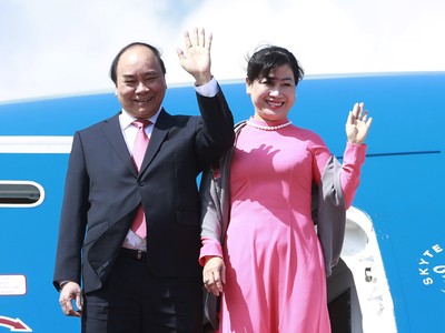 Thủ tướng Chính phủ Nguyễn Xuân Phúc và Phu nhân