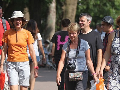 Số du khách ngoại vào Việt Nam tăng kỷ lục trong nửa đầu năm. Ảnh: Dũng Minh