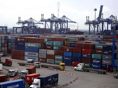 Điều tra, làm rõ 213 container hàng hóa không xuất cảnh