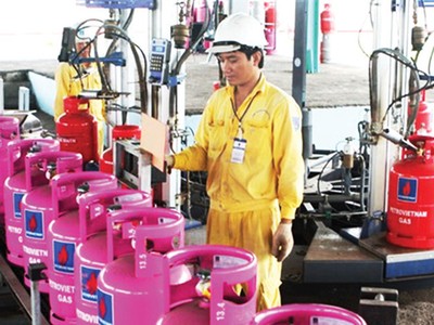 Tổ công tác đặc biệt của Bộ Công thương chuẩn bị đề xuất với Bộ trưởng các phương án đơn giản hóa hoặc cắt giảm các thủ tục kinh doanh.