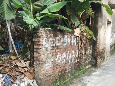 Nhiều diện tích đất được chia nhỏ bán trao tay