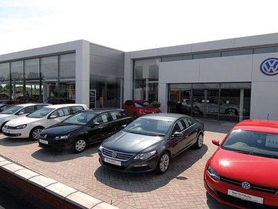 Việc chi phí đền bù vụ bê bối khí thải bị đội lên 30 tỷ USD, khiến VW mất đi 3/4 số lợi nhuận ròng quý III/2017