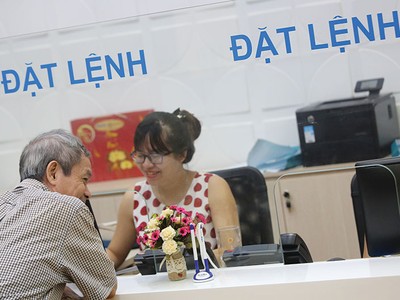 Theo thông lệ quốc tế, nhà đầu tư chỉ phải có đủ tiền mua chứng khoán vào ngày thanh toán, mà không cần có tiền tại ngày đặt lệnh giao dịch