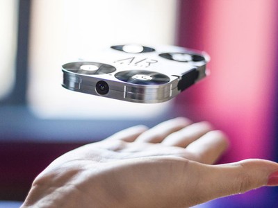 Air Selfie, chiếc camera selfie có khả năng bay lượn