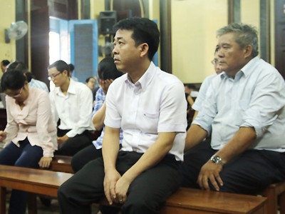 Các bị cáo tại tòa hôm nay. Ảnh: Hải Duyên.