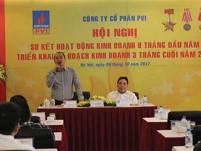 Chủ tịch PVI Nguyễn Anh Tuấn và Tổng giám đốc Bùi Vạn Thuận điều hành Hội nghị