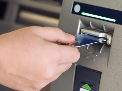 Máy ATM hoạt động như thế nào