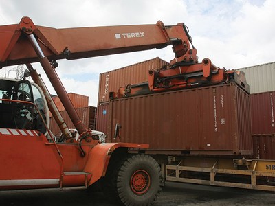 Xuất khẩu trực tuyến được cho là “cánh cửa” quan trọng để đưa hàng hóa Việt Nam đi xa hơn