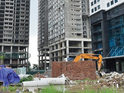 Nhà chưa đủ điều kiện bàn giao, nhưng Vinaenco đã ra thông báo bàn giao cho khách hàng.