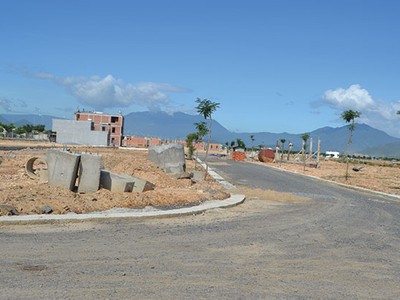 Bất động sản vùng ven Đà Nẵng đang được giới đầu tư và khách hàng săn đón.