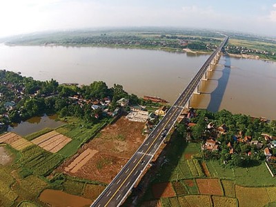 Quy hoạch hai bên sông Hồng theo hướng tạo lập đô thị hiện đại