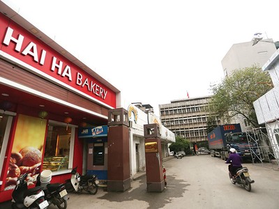 Mâu thuẫn nội bộ giữa các nhóm cổ đông cũ - mới khiến kế hoạch di dời nhà máy của HHC đã chậm càng thêm chậm