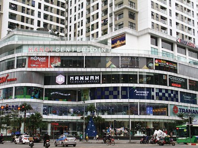 Theo các cư dân, chủ đầu tư Center Point đang áp dụng nhiều mức giá dịch vụ cao hơn các dự án cùng phân khúc trong khu vực. Ảnh: Nguyễn Thành