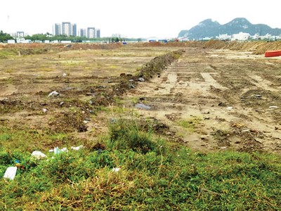 Dự án Saphia mặc dù chưa hoàn tất các hạng mục hạ tầng, nhưng vẫn tạo ra sức hút lớn với nhà đầu tư. Ảnh: Ngọc Tân