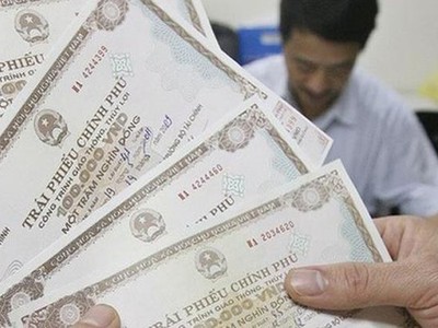 Lãi suất huy động trái phiếu chính phủ giảm