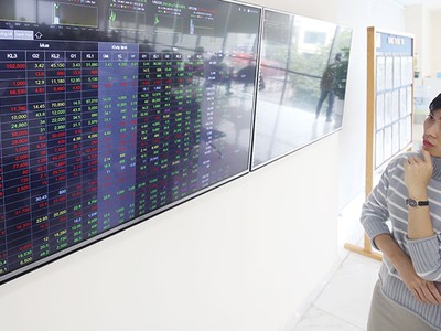 Cái bẫy của P/E