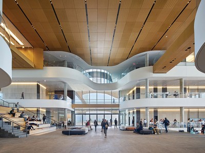 Kellogg School: Biểu tượng của hợp tác, táo bạo