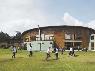 Ekiraya School, ngôi nhà luôn rộng cửa