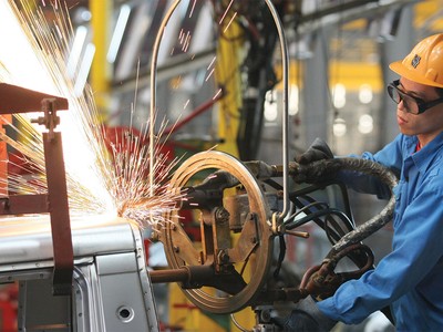 Lạc quan và thận trọng xây chiến lược 2018 