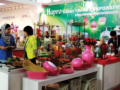 Hapro hiện có 10 công ty con, 19 công ty liên doanh-liên kết với tỷ lệ sở hữu từ 20-49%
