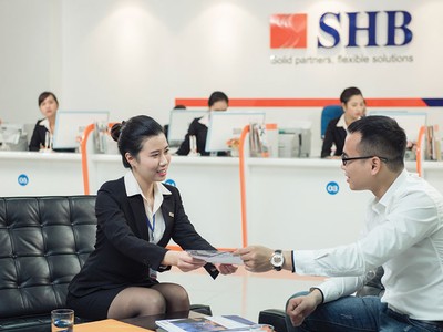 Với chương trình “Gửi tiền hôm nay, nhận ngay ưu đãi” của SHB, các doanh nghiệp sẽ nhận ngay 3 ưu đãi là ưu đãi tiền gửi, ưu đãi lãi suất vay và ưu đãi phí giao dịch