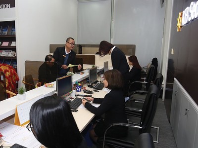 Từ ngày 17/1/2018, Chứng khoán Maritime đổi tên thành Chứng khoán KB Việt Nam sau khi trở thành thành viên của Tập đoàn Tài chính KB Hàn Quốc