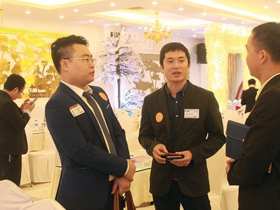 Tham gia các cộng đồng doanh nghiệp để kết nối và chia sẻ cơ hội kinh doanh, cùng nhau tiến ra biển lớn