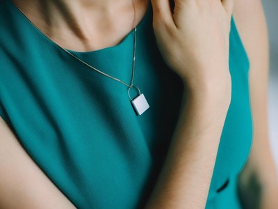 Nút bấm siêu nhỏ cảnh báo khẩn cấp an toàn