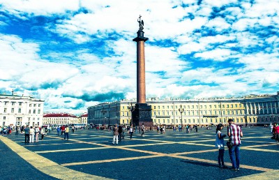 Saint Petersburg là thành phố cho phép du khách quan sát hiện tượng đêm trắng dễ dàng nhất nhờ cao độ phù hợp. Lễ hội Đêm trắng 2018 sẽ diễn ra từ 26/5 tới 23/7, trùng vào thời gian diễn ra vòng chung kết World Cup. Ảnh: Nguyễn Hoàng Bảo.
