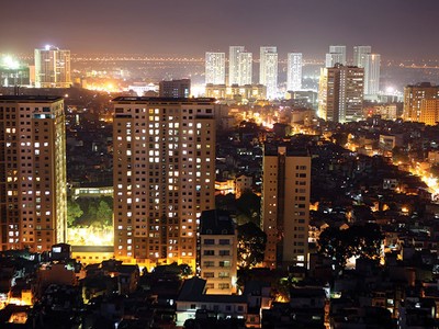 Nhà cao tầng là xu hướng tất yếu tại các đô thị lớn. Ảnh: Dũng Minh