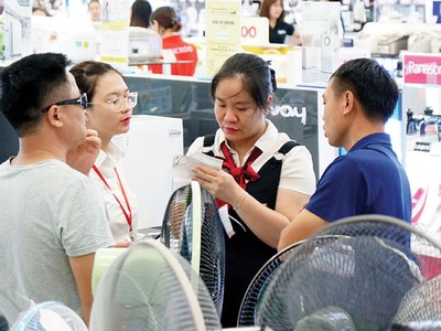 Nỗi lo lạm phát vượt mục tiêu