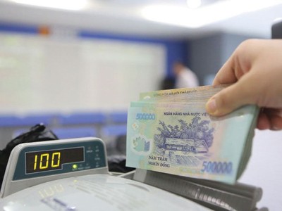 Margin đảo chiều, “cuộc đua” cho vay vẫn mạnh