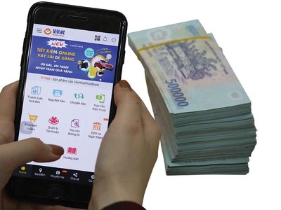 Kết quả cuộc điều tra xu hướng kinh doanh mới nhất do Vụ Dự báo Thống kê, Ngân hàng Nhà nước cho biết, 46% tổ chức tín dụng trong cuộc khảo sát tuyển thêm lao động trong quý II/2018, số ngân hàng tiếp tục tuyển thêm người trong quý III và cả năm lần lượt là 62% và 70%; 23% tổ chức tín dụng dự kiến giữ nguyên và 7% tổ chức tín dụng sẽ cắt giảm nhân sự trong năm 2018.