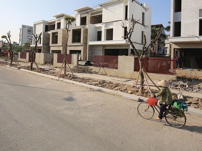 “Khoảng hụt” tạm thời với doanh nghiệp bất động sản