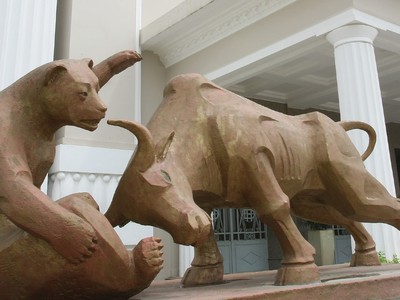 Làm mới Đề án tái cấu trúc thị trường chứng khoán Việt Nam