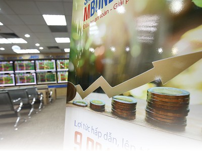 Trải nghiệm trên sân chơi phái sinh