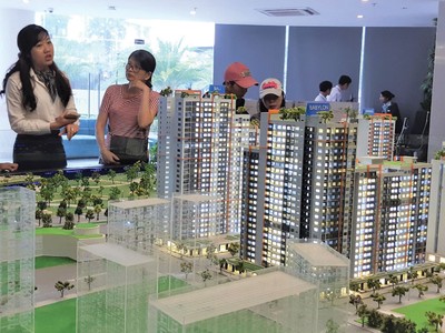 Vẫn còn nhiều “vật cản” ảnh hưởng tới sự phát triển bền vững của thị trường bất động sản TP.HCM