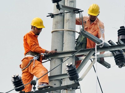 Giá điện ì ạch khó thu hút đầu tư