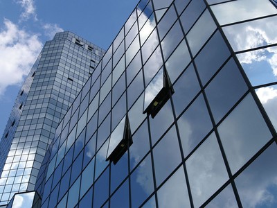 Câu chuyện 4.0: Đột phá thông minh từ kính tòa nhà